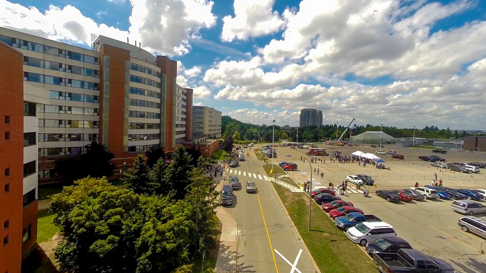 Humber College North Campus Residence Брамптън Екстериор снимка